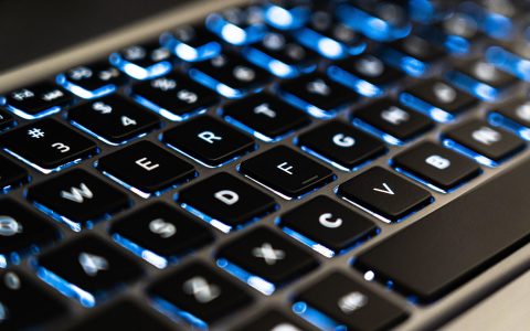 全角半角、中英文标点混用？批量转换排版一键搞定