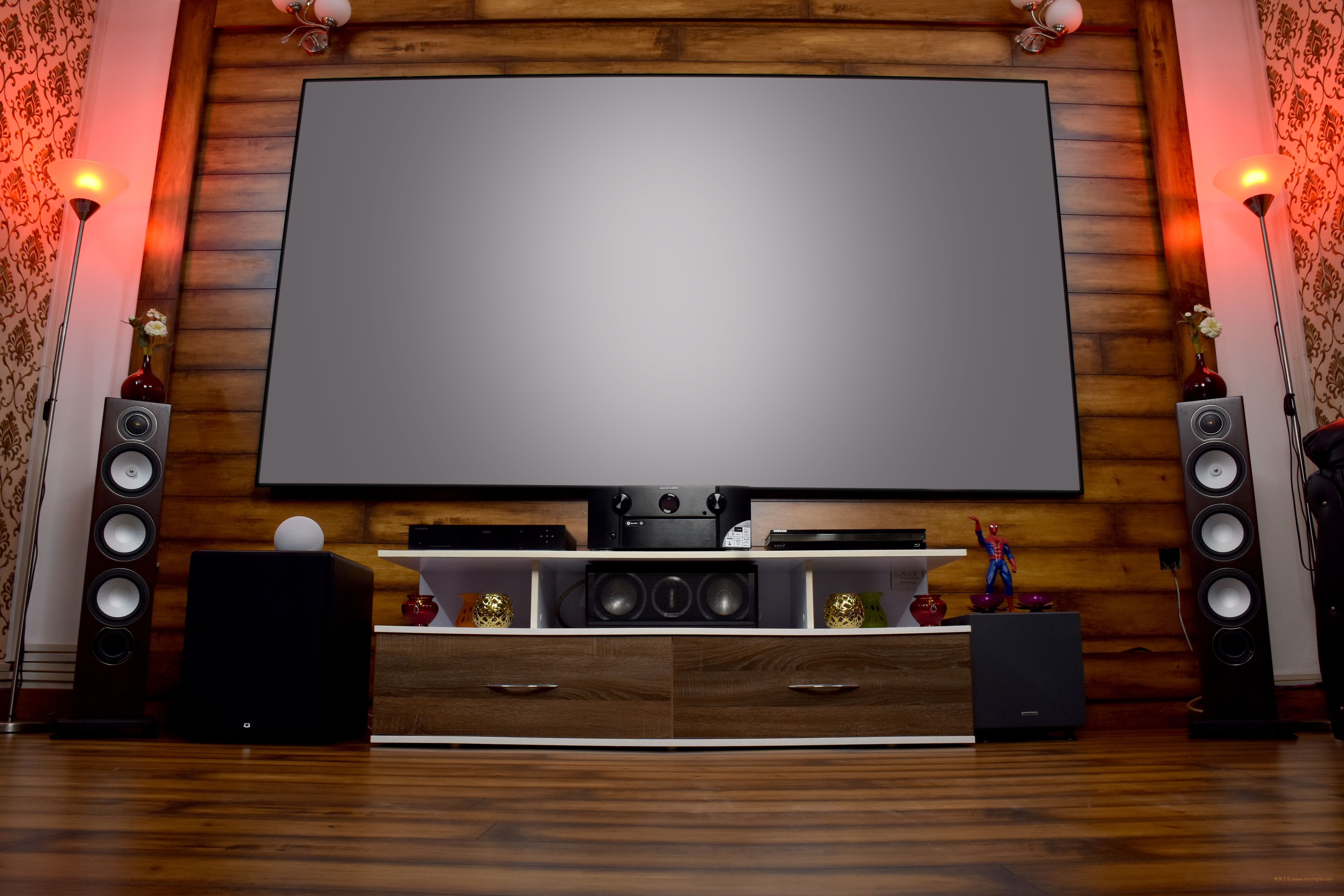 4K HDR 片源怎么挑:码率、格式避坑(只讲参数)