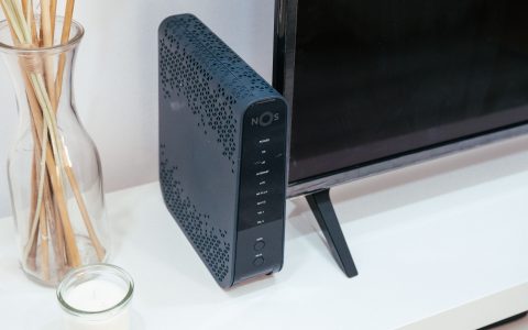 百元级 WiFi6 路由器横评：哪款信号最稳、最不掉线