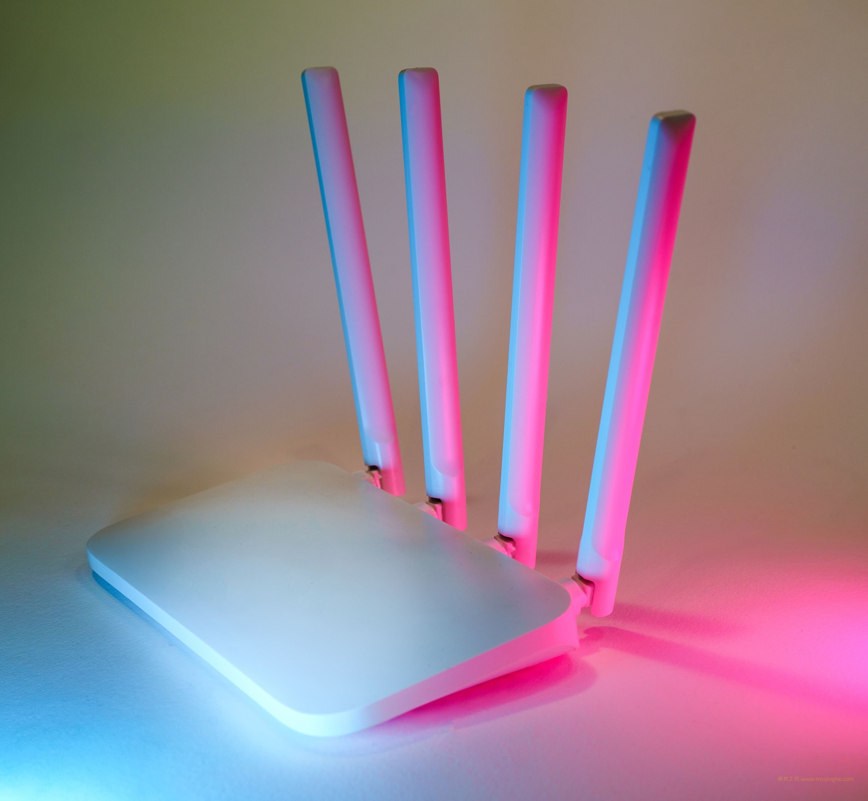 VLAN 划分入门：把智能设备和主网隔开