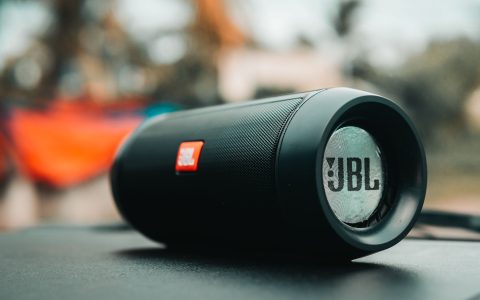 新买的扬声器要不要测？用这个在线工具，几分钟验出好坏