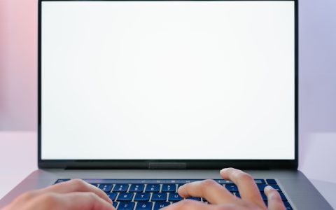 Windows 老是蓝屏/自动重启？用事件查看器+可靠性监视器，5分钟揪出元凶